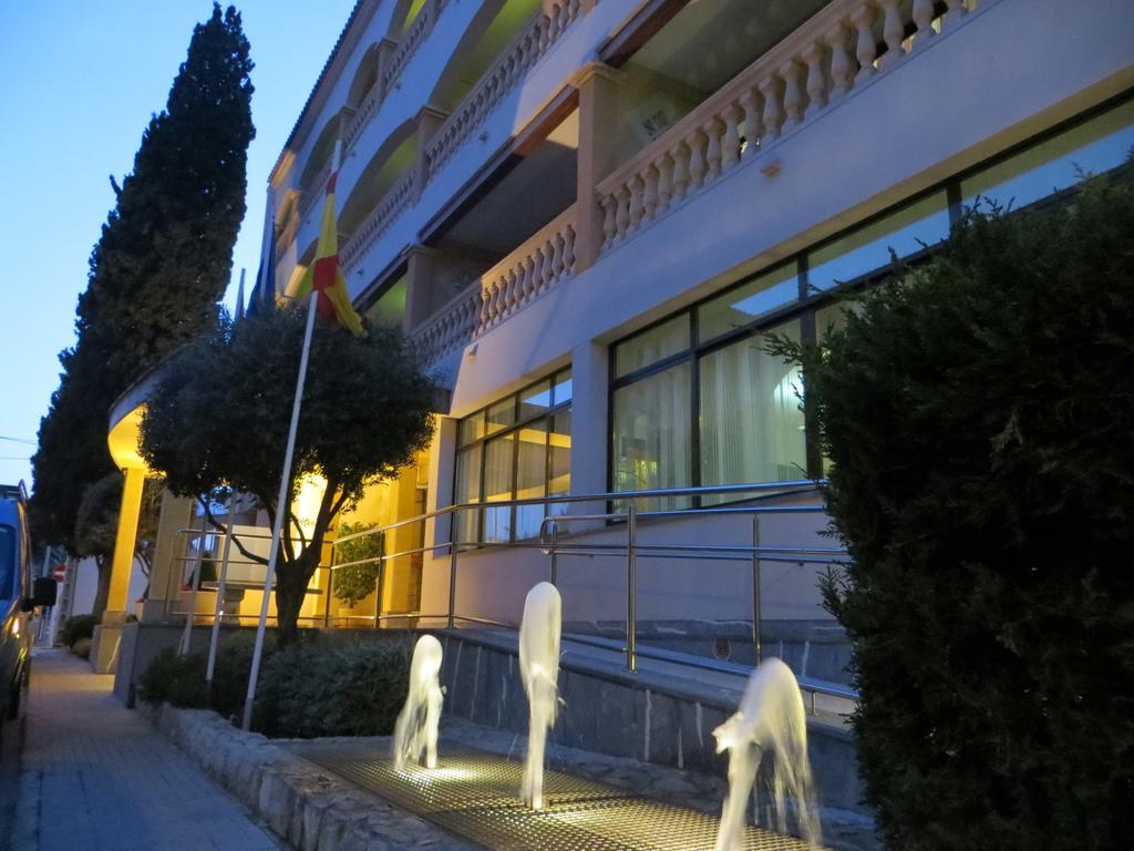 Hotel Baviera كالا راتخاذا المظهر الخارجي الصورة
