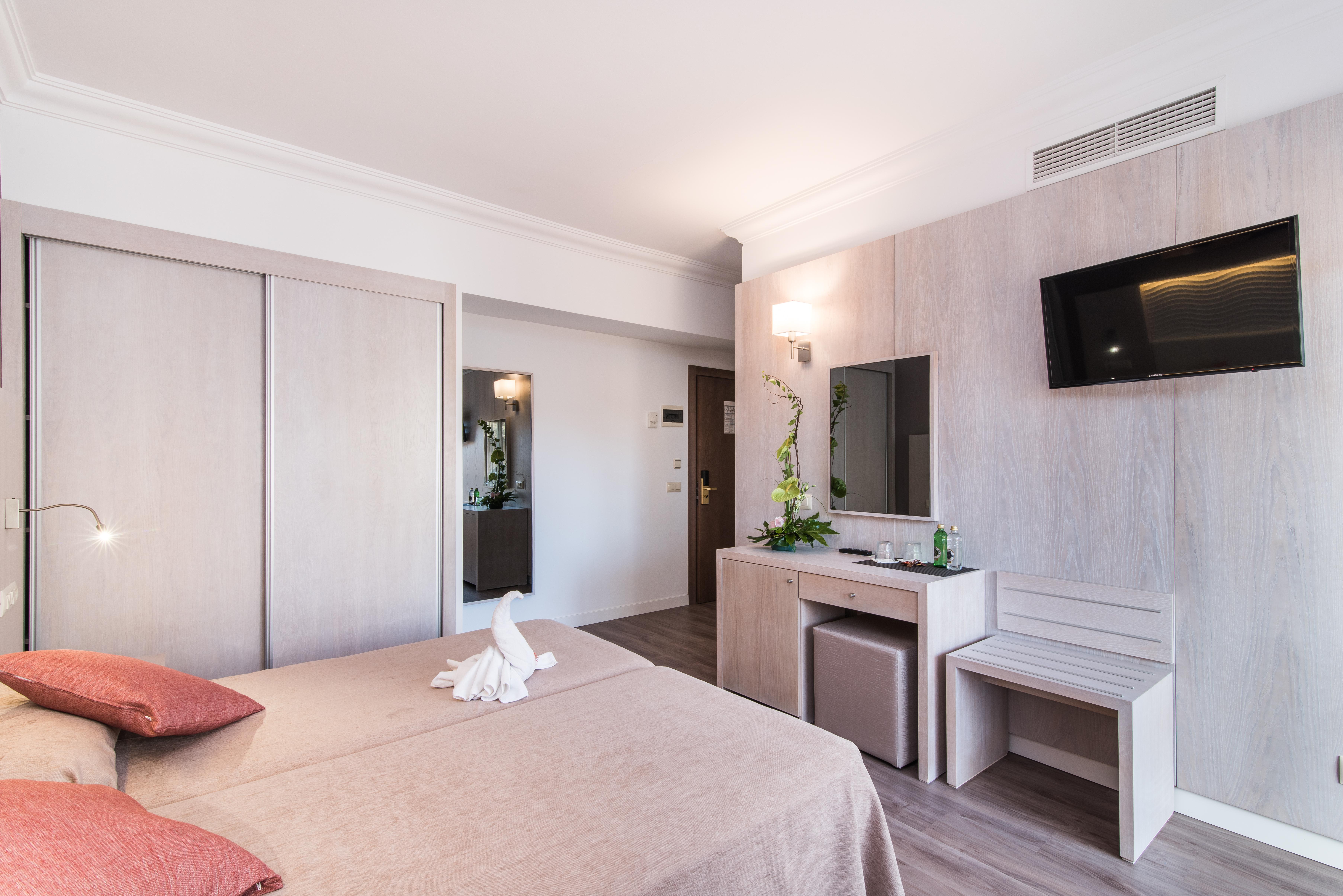 Hotel Baviera كالا راتخاذا المظهر الخارجي الصورة