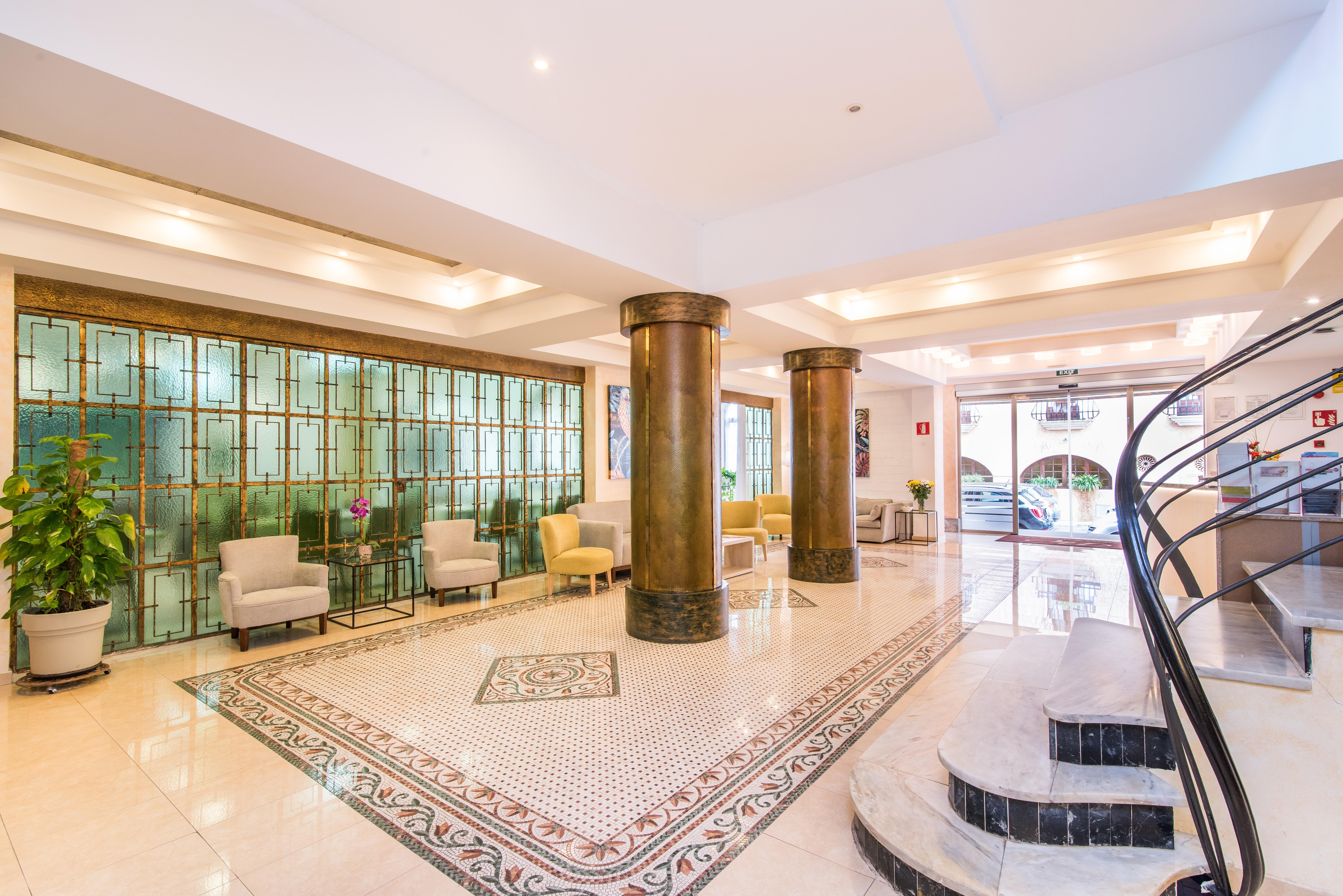 Hotel Baviera كالا راتخاذا المظهر الخارجي الصورة