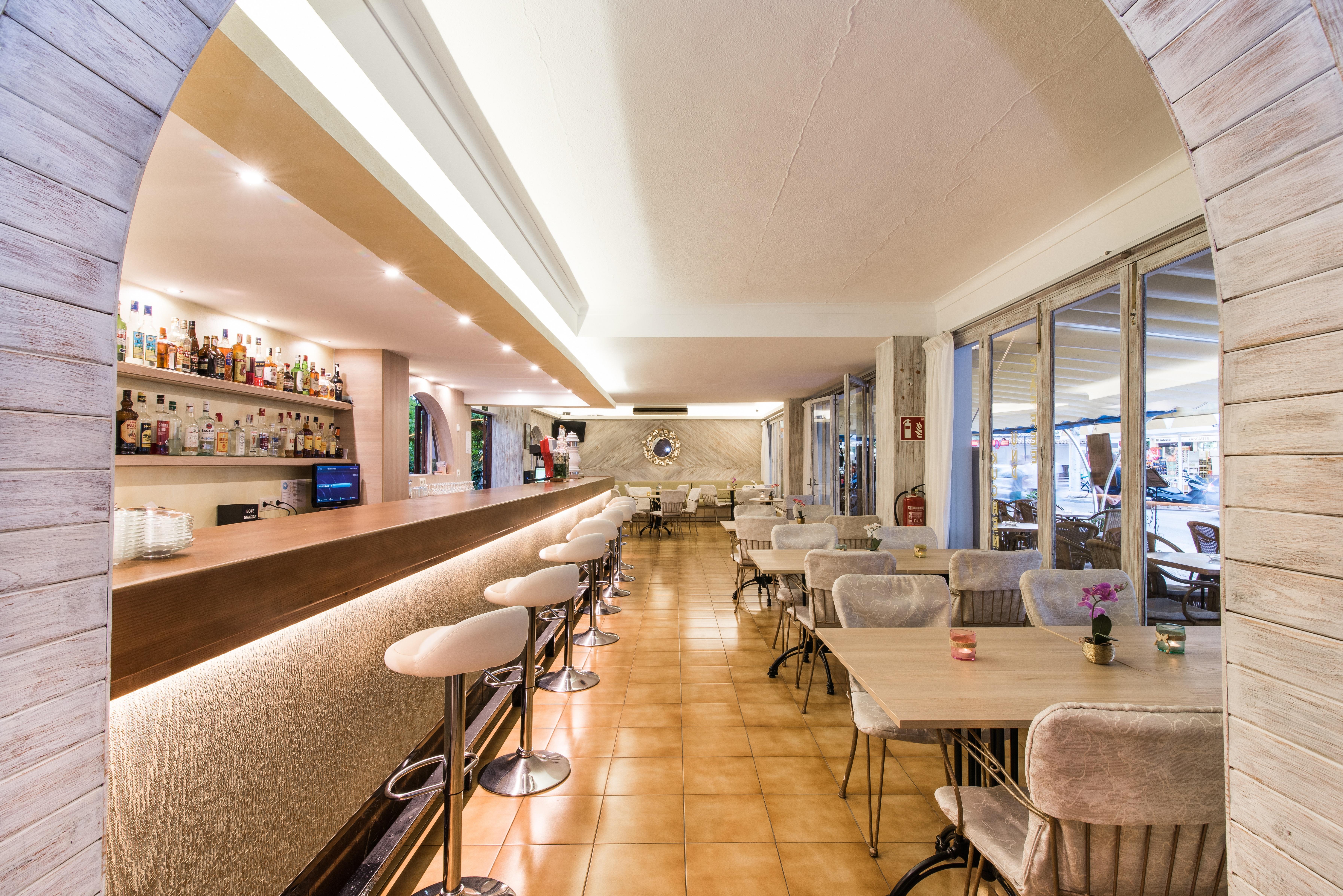 Hotel Baviera كالا راتخاذا المظهر الخارجي الصورة