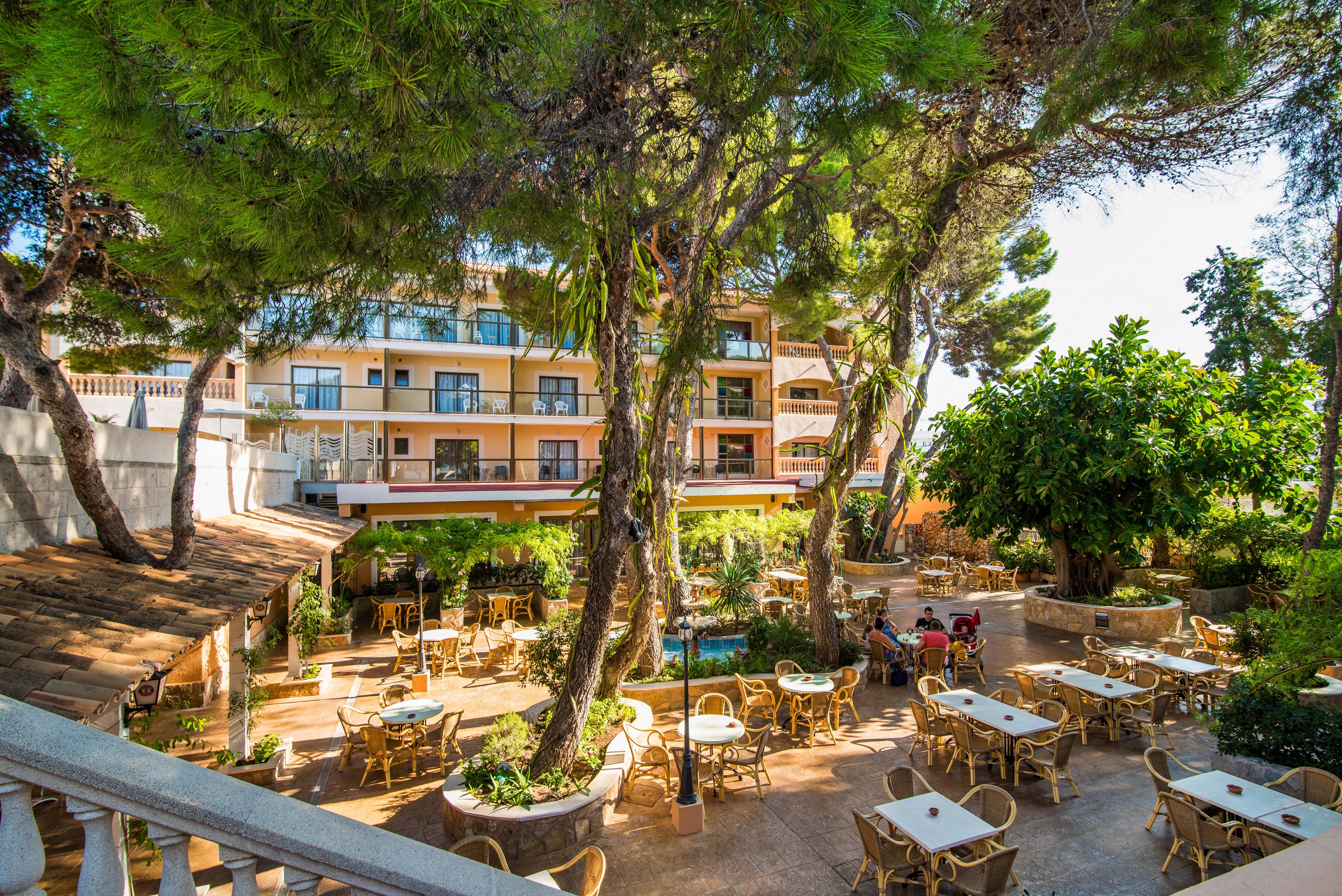 Hotel Baviera كالا راتخاذا المظهر الخارجي الصورة